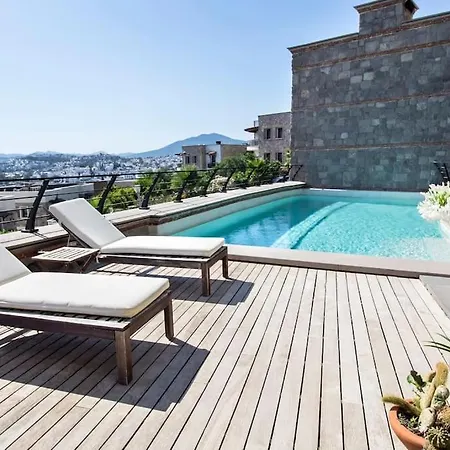 Glamorous With A Pool And Panoramic Sea View Villa