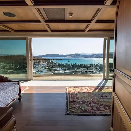 Glamorous With A Pool And Panoramic Sea View ヴィラ *